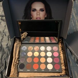 Tati Beauty Eye Shadow Palette